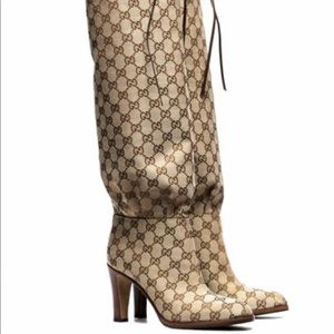 90s style logo Gucci GG boots